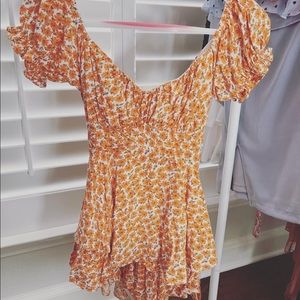 Lulus floral romper Like new worn 1x size XS and S available